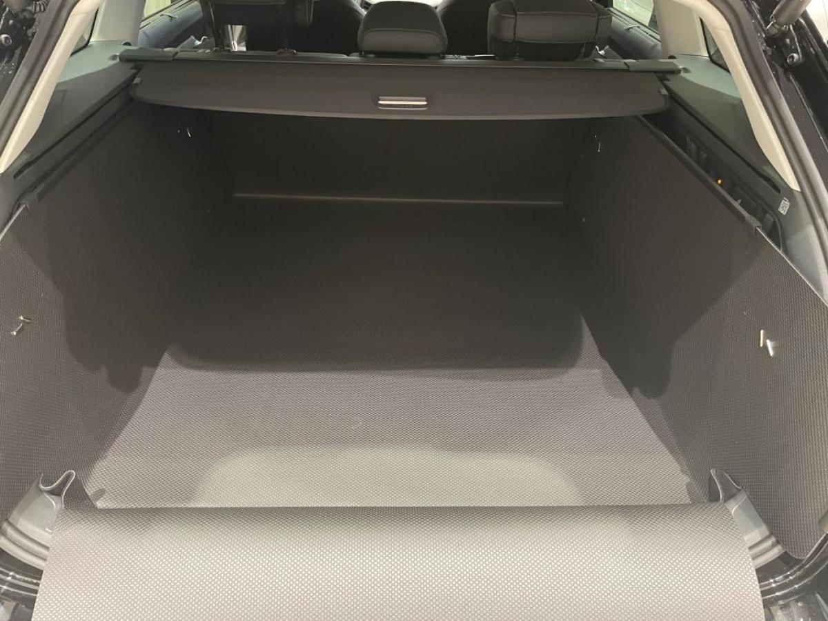 Premium Kofferraumwanne für Superb Combi für jeden Einsatz